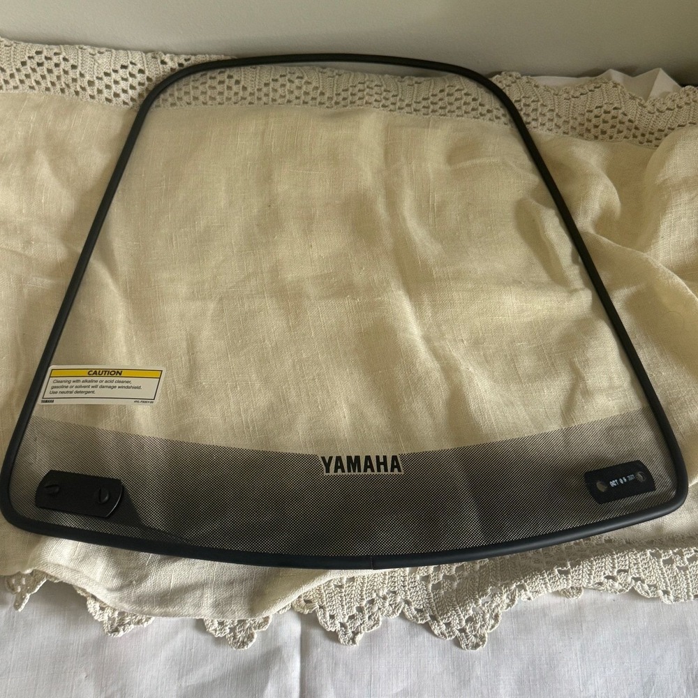 Yamaha Clear Motorcycle Windshield Windscreen OEM Black Trim 2001 Vintage